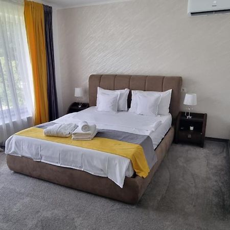 Casa Sonia Hotel Targu Jiu Luaran gambar